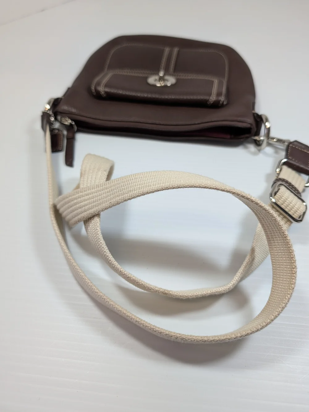 Coach Chocolate Brown Pebbled Leatherman Chelsea Crossbody Turnlock Purse Strap